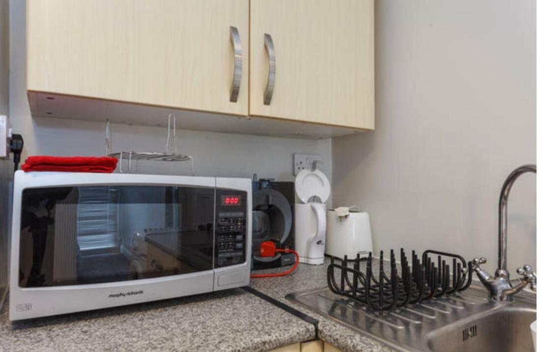 סאות'המפטון Shirley Apartments, Cozy Studio, Self Check In, 10 Min Drive To City Centre, Walking To Redbridge Train Station מראה חיצוני תמונה